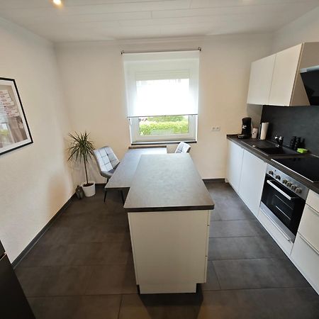 Fh-Naehe: Modernes Apt Mit Balkon Hof  Exterior photo